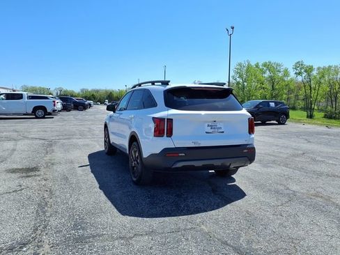 Used 2023 Kia Sorento S w/ Panoramic Sunroof Package AWD/4WD image 31