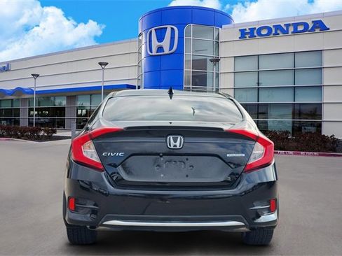 Used 2020 Honda Civic Touring image 5
