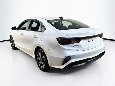 Used 2023 Kia Forte LXS w/ LXS Technology Package FWD image 6