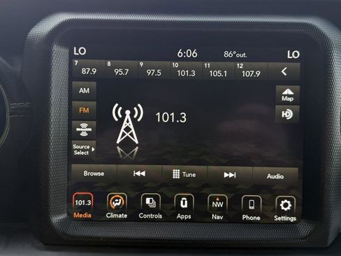 Used 2021 Jeep Wrangler Unlimited Sahara AWD/4WD image 52