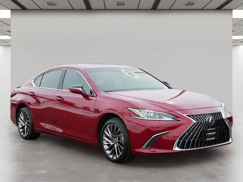 Used 2025 Lexus ES 300h w/ Luxury Package image 1