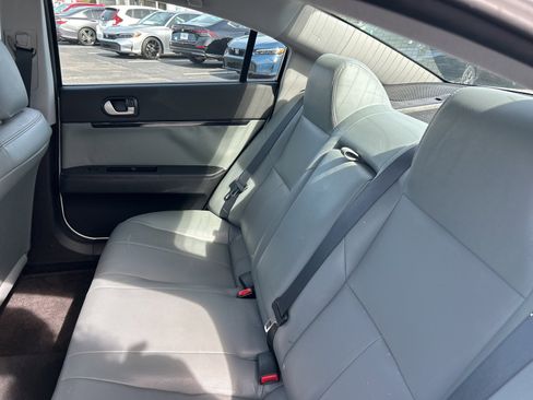 Used 2012 Mitsubishi Galant ES image 9