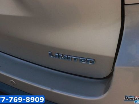 Used 2015 Toyota Highlander Limited w/ Driver Technology Package image 8