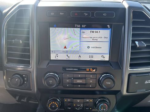Used 2019 Ford F250 XLT w/ XLT Premium Package AWD/4WD image 23