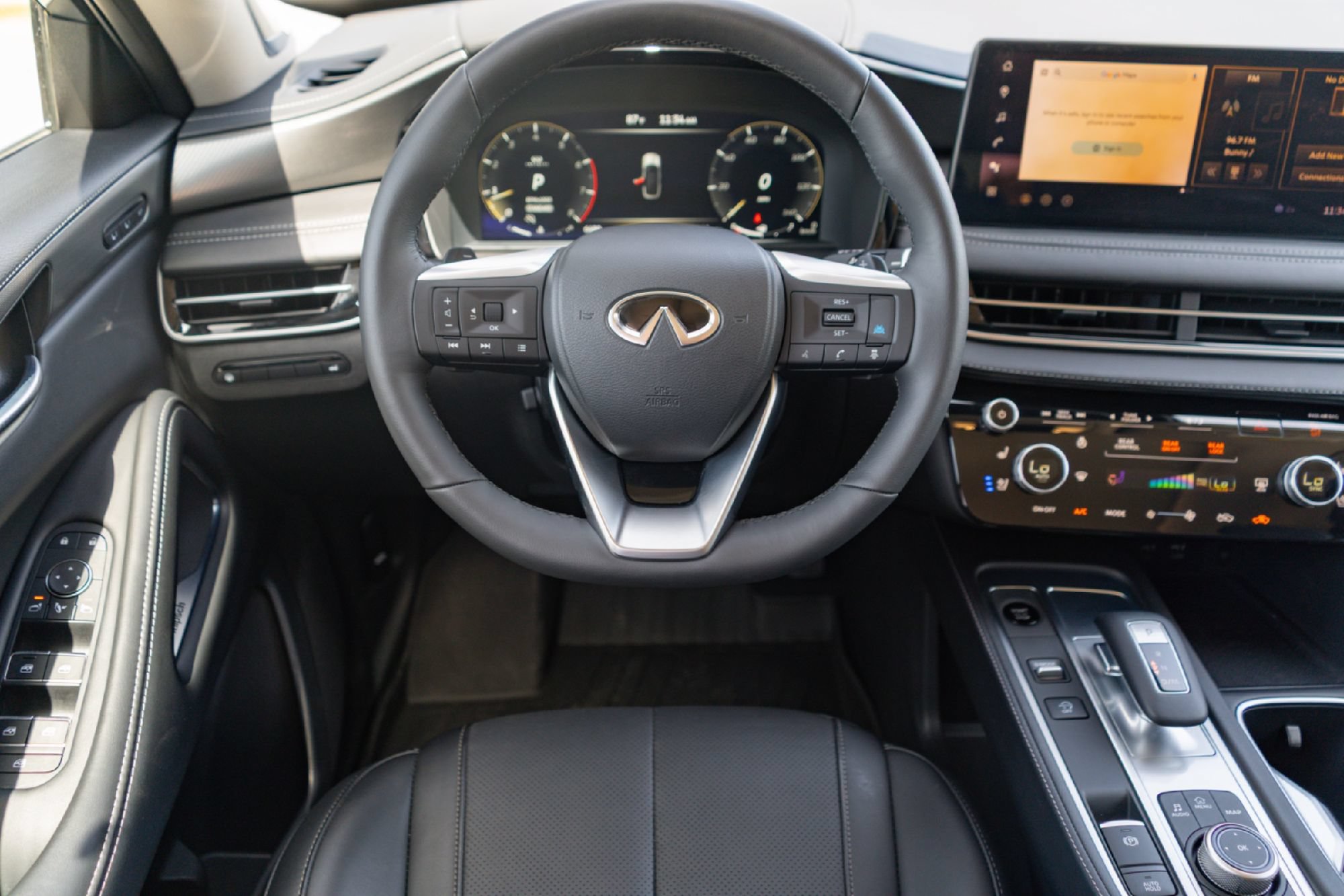 Certified 2026 INFINITI QX60 Luxe w/ Cargo Package FWD image 23