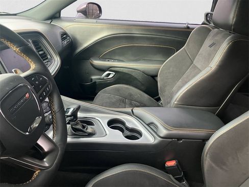 Used 2023 Dodge Challenger GT w/ Plus Package image 5