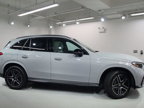 Used 2026 Mercedes-Benz GLC 300 4MATIC image 13