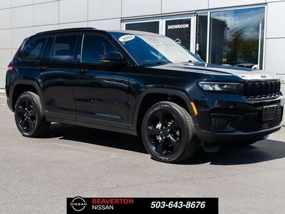 Used 2024 Jeep Grand Cherokee Altitude