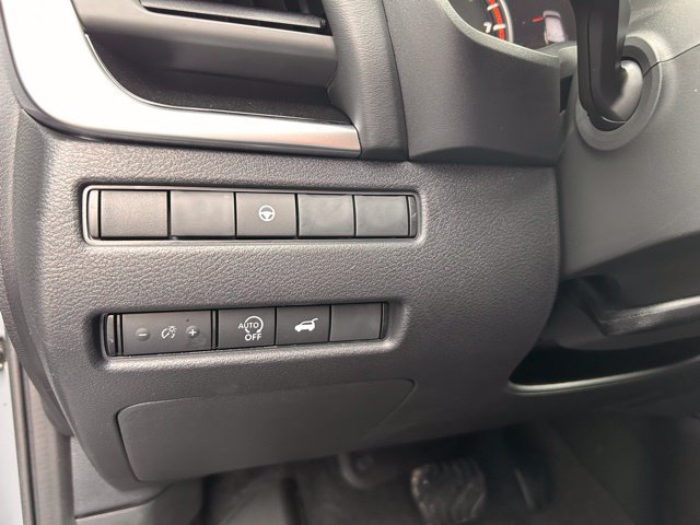 Used 2026 Nissan Rogue SV AWD/4WD image 24