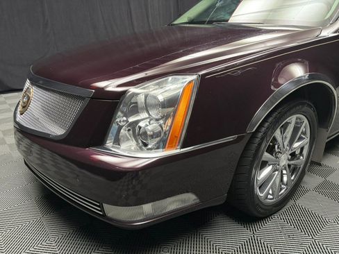 Used 2008 Cadillac DTS FWD image 10