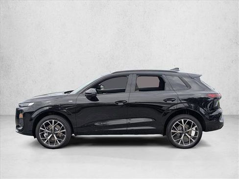 New 2026 Audi Q3 quattro 2.0T AWD/4WD image 8