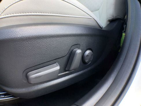 Used 2021 Kia Seltos EX image 31