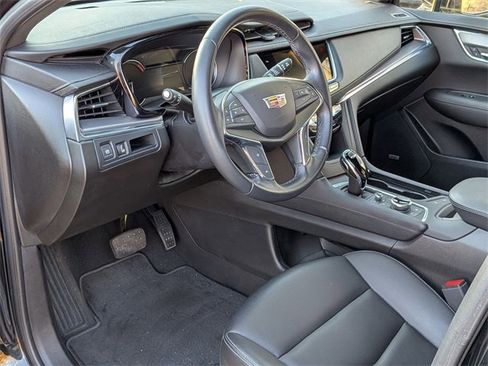 Certified 2023 Cadillac XT5 Luxury image 9