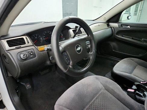 Used 2014 Chevrolet Impala Police FWD image 13