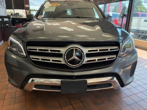 Used 2019 Mercedes-Benz GLS 450 4MATIC w/ Premium 1 Package image 4