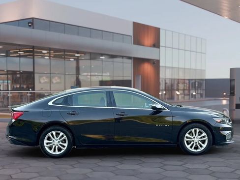 Used 2016 Chevrolet Malibu LT FWD image 12