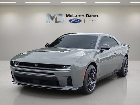 Used 2026 Dodge Charger Scat Pack w/ Blacktop Package AWD/4WD image 2