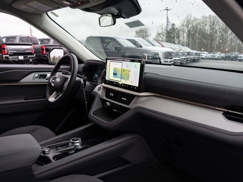 New 2026 Ford Explorer Active image 22