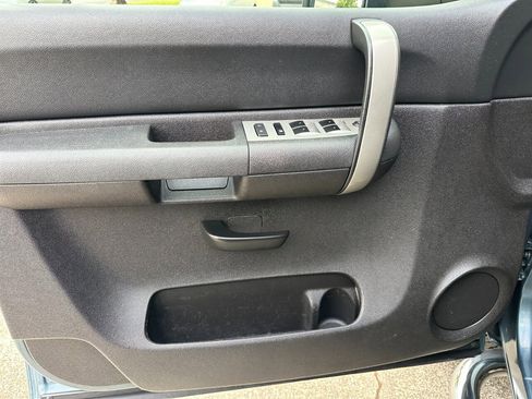 Used 2007 Chevrolet Silverado 2500 LT w/ 2LT Audio Package image 11