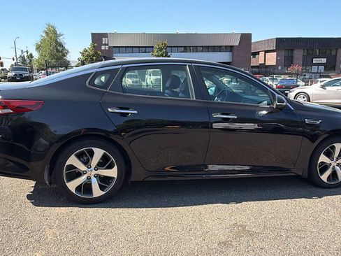 Used 2020 Kia Optima S FWD image 4