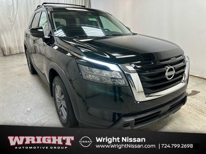 New 2025 Nissan Pathfinder SV