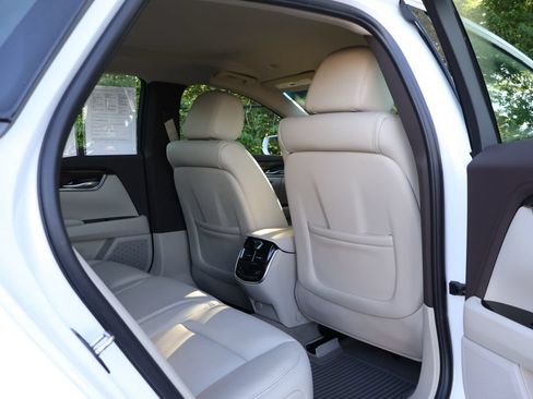 Used 2016 Cadillac XTS Luxury w/ LPO, Protection Package FWD image 51