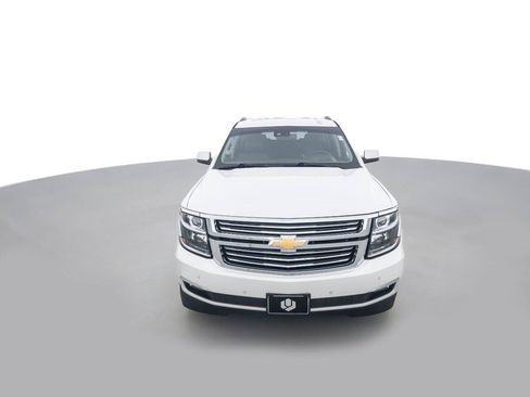 Used 2017 Chevrolet Suburban Premier image 2