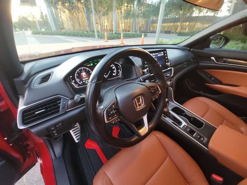 Used 2021 Honda Accord Sport image 7