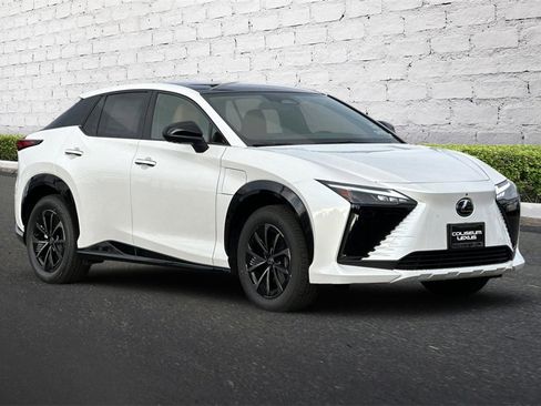 New 2026 Lexus RZ 450e AWD image 2