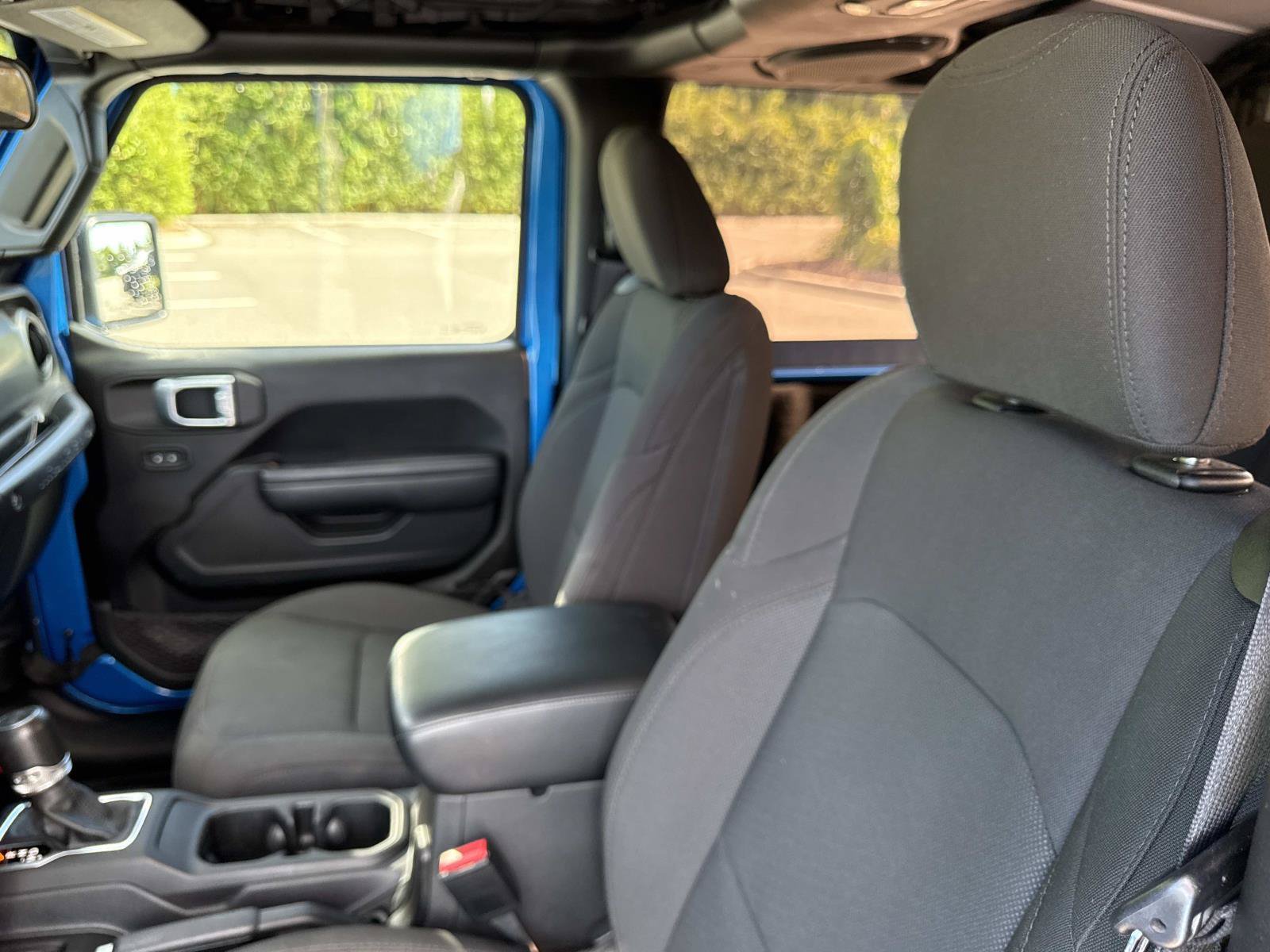 Used 2023 Jeep Wrangler Sport AWD/4WD image 23