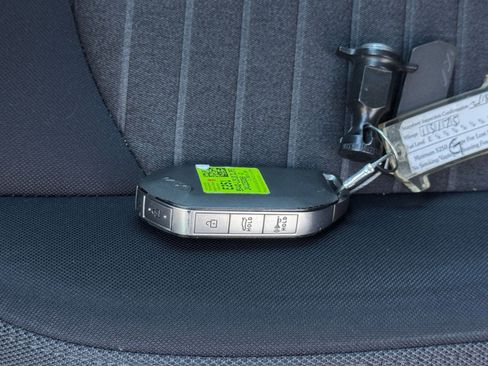 Used 2025 Kia K5 LXS image 21
