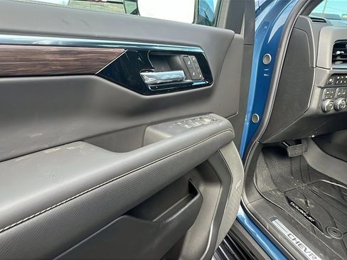 New 2026 Chevrolet Tahoe Premier w/ Sun And Tow Package image 12