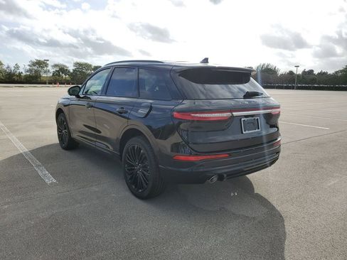 New 2026 Lincoln Corsair Reserve w/ Jet Appearance Package FWD image 3