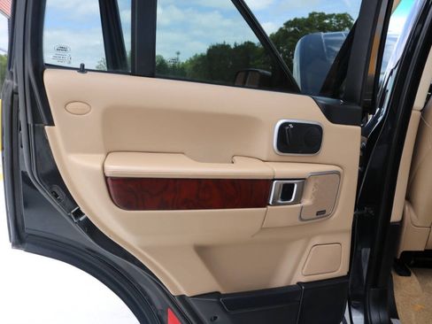 Used 2012 Land Rover Range Rover Supercharged AWD/4WD image 29