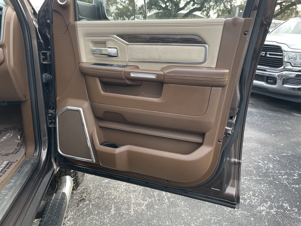 Used 2019 RAM 3500 Laramie AWD/4WD image 46