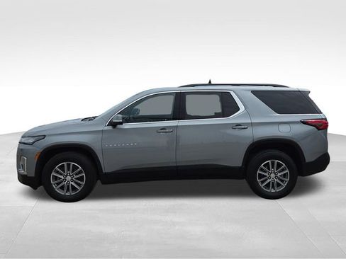 Used 2023 Chevrolet Traverse LT AWD/4WD image 16