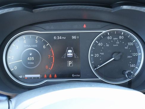 New 2025 Nissan Versa SV w/ Trunk Package image 9