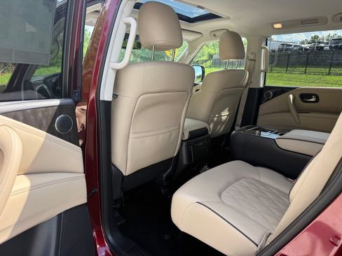 Used 2024 Nissan Armada Platinum w/ Captain's Chairs Package AWD/4WD image 27