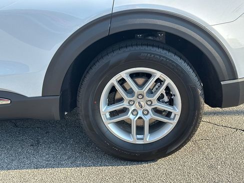 New 2025 Ford Explorer Active w/ Active Comfort Package image 43