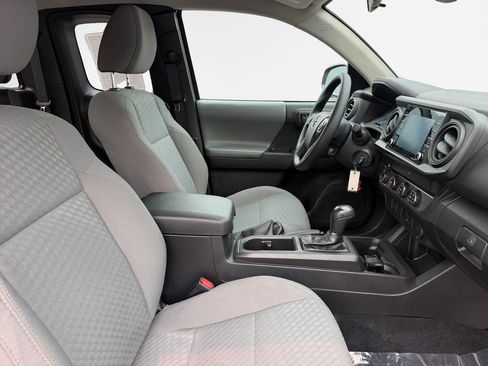 Certified 2023 Toyota Tacoma SR w/ SR Convenience Package AWD/4WD image 25