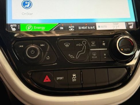 Used 2017 Chevrolet Bolt LT FWD image 17
