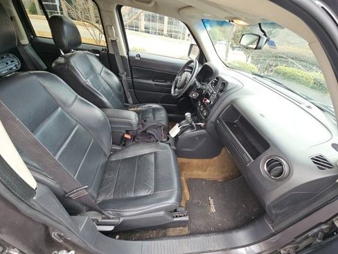 Used 2016 Jeep Patriot High Altitude image 11