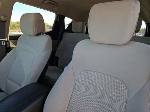 Used 2017 Hyundai Santa Fe Sport image 24