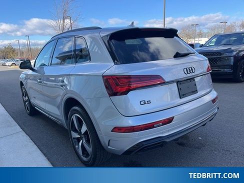 Used 2022 Audi Q5 2.0T Prestige w/ Prestige Package image 6