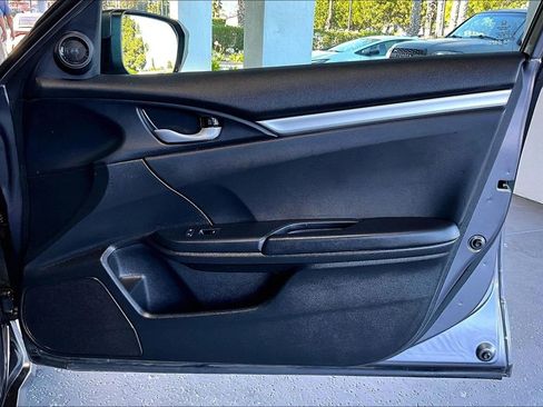 Used 2020 Honda Civic Sport image 28
