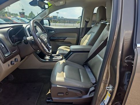 Used 2015 GMC Canyon SLT w/ Driver Alert Package AWD/4WD image 10