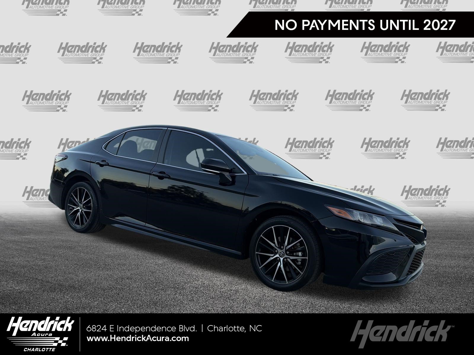 Used 2024 Toyota Camry SE w/ Convenience Package FWD image 1