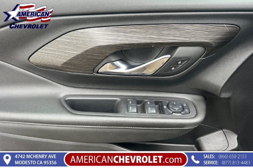 Used 2024 GMC Terrain SLE FWD image 11