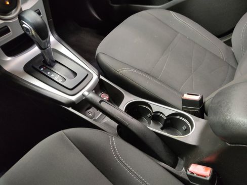 Used 2019 Ford Fiesta SE FWD image 26