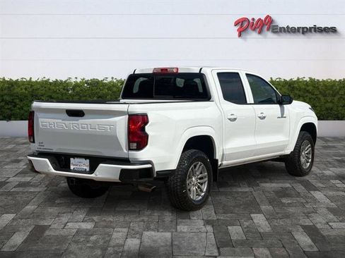 Used 2025 Chevrolet Colorado LT w/ Advanced Trailering Package RWD image 8